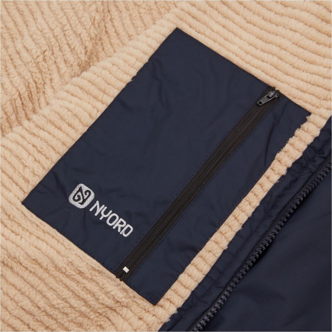 2026 Nyord Primaloft Robe À Langer Extérieur ACC0005 - Navy / Ecru